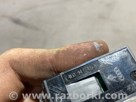 ФОТО Плафон подсветки салона для Audi (Ауди) A4 B8 - 8K2, 8K5 (08.2007-11.2015) Киев