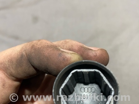 ФОТО Заглушка колесного диска для Audi (Ауди) A5 8T (03.2007-11.2016) Киев