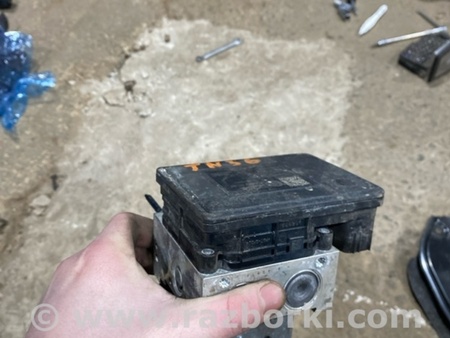 ФОТО Блок ABS для Audi (Ауди) A3 8V1, 8VA, 8V7, 8VS (03.2012-...) Киев