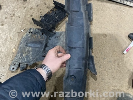 ФОТО Пластик для Audi (Ауди) A3 8V1, 8VA, 8V7, 8VS (03.2012-...) Киев