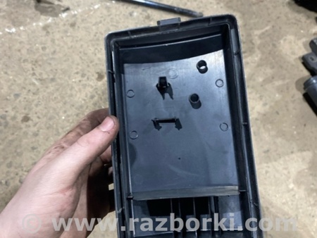 ФОТО Крышка блока предохранителей для Audi (Ауди) A3 8V1, 8VA, 8V7, 8VS (03.2012-...) Киев