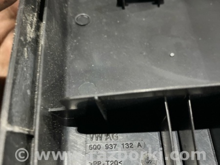 ФОТО Крышка блока предохранителей для Audi (Ауди) A3 8V1, 8VA, 8V7, 8VS (03.2012-...) Киев