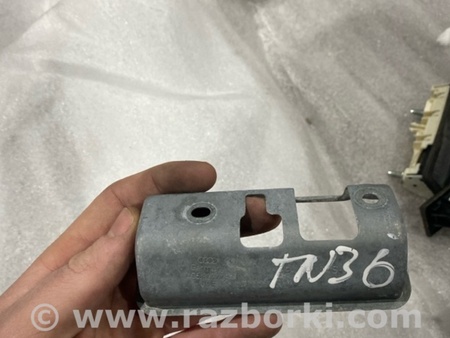 ФОТО Кронштейн для Audi (Ауди) A3 8V1, 8VA, 8V7, 8VS (03.2012-...) Киев