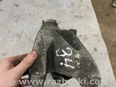 ФОТО Кронштейн для Audi (Ауди) A6 C7 (11.2010-10.2018) Киев
