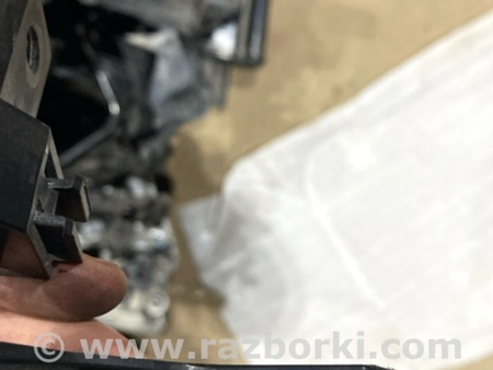 ФОТО Кронштейн для Audi (Ауди) A4 B8 - 8K2, 8K5 (08.2007-11.2015) Киев