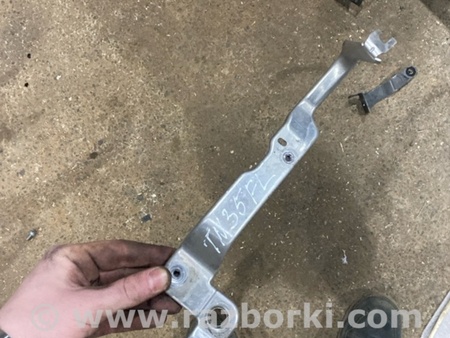 ФОТО Кронштейн для Audi (Ауди) A6 C7 (11.2010-10.2018) Киев