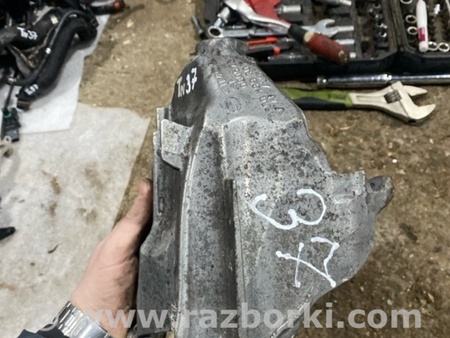 ФОТО Кронштейн для Audi (Ауди) A4 B8 - 8K2, 8K5 (08.2007-11.2015) Киев