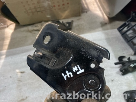 ФОТО Замок капота для Audi (Ауди) A3 8V1, 8VA, 8V7, 8VS (03.2012-...) Киев