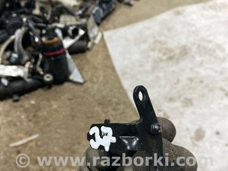 ФОТО Кронштейн для Audi (Ауди) A4 B8 - 8K2, 8K5 (08.2007-11.2015) Киев
