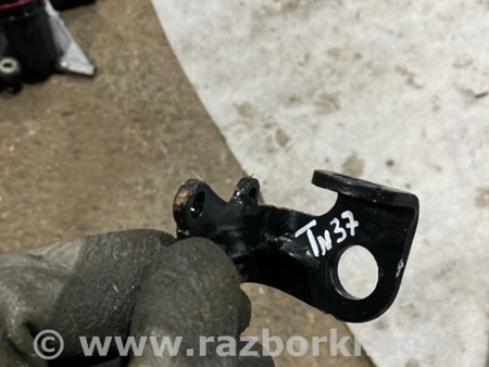 ФОТО Кронштейн для Audi (Ауди) A4 B8 - 8K2, 8K5 (08.2007-11.2015) Киев