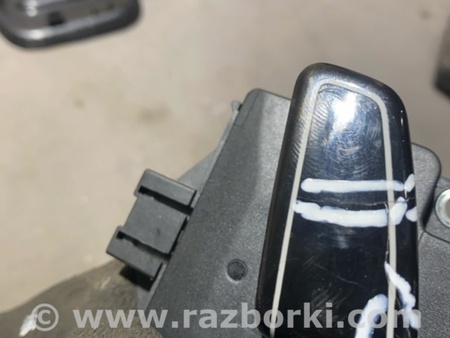 ФОТО Кнопка регулировки сиденья для Audi (Ауди) A8 D4 (11.2009-01.2018) Киев