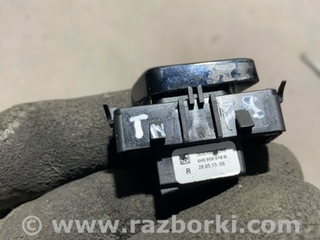 ФОТО Кнопка обогрева сидений для Audi (Ауди) A8 D4 (11.2009-01.2018) Киев