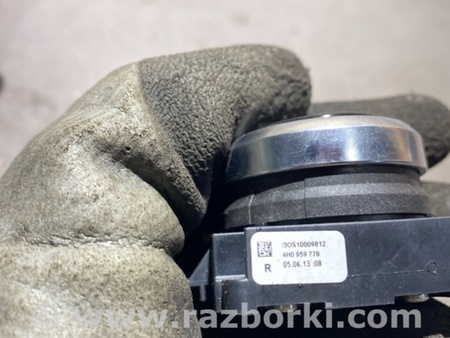 ФОТО Кнопка регулировки сиденья для Audi (Ауди) A8 D4 (11.2009-01.2018) Киев