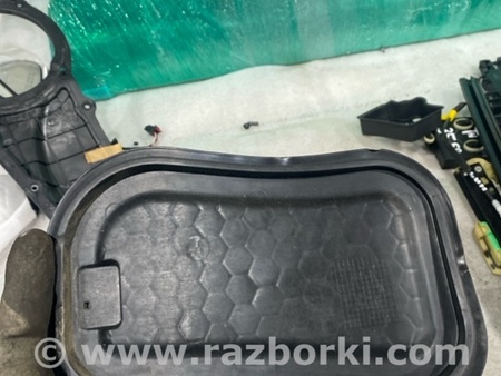 ФОТО Пластик для Audi (Ауди) A6 C7 (11.2010-10.2018) Киев