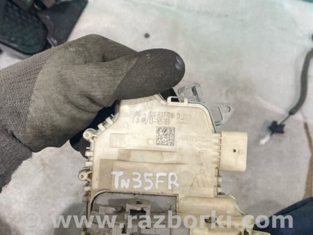 ФОТО Замок боковой двери для Audi (Ауди) A6 C7 (11.2010-10.2018) Киев