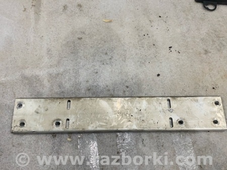 ФОТО Кронштейн для Audi (Ауди) A8 D4 (11.2009-01.2018) Киев