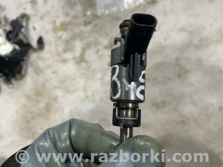 ФОТО Форсунка топливная для Audi (Ауди) A5 8T (03.2007-11.2016) Киев