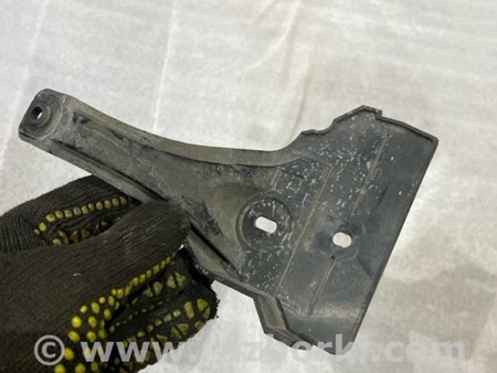 ФОТО Кронштейн для Audi (Ауди) A8 D4 (11.2009-01.2018) Киев