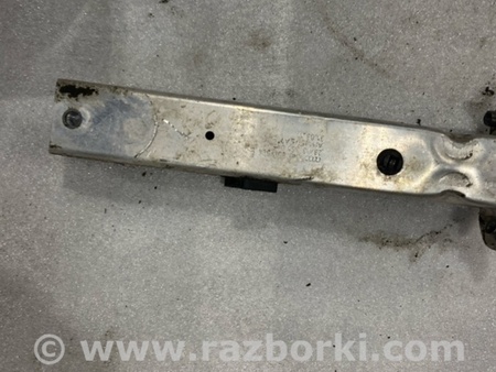 ФОТО Кронштейн для Audi (Ауди) A8 D4 (11.2009-01.2018) Киев
