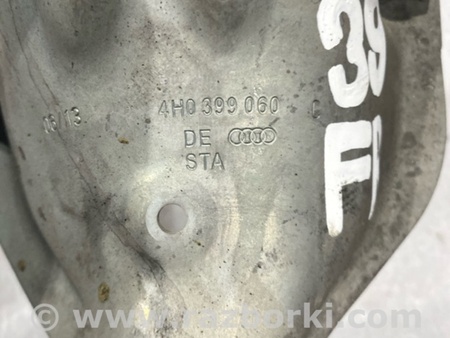 ФОТО Кронштейн для Audi (Ауди) A8 D4 (11.2009-01.2018) Киев