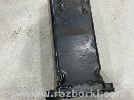 ФОТО Кронштейн для Audi (Ауди) A8 D4 (11.2009-01.2018) Киев