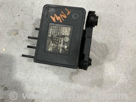 ФОТО Блок ABS для Audi (Ауди) A3 8V1, 8VA, 8V7, 8VS (03.2012-...) Киев