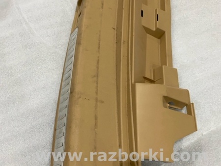 ФОТО Накладка замка багажника для Porsche Macan Киев