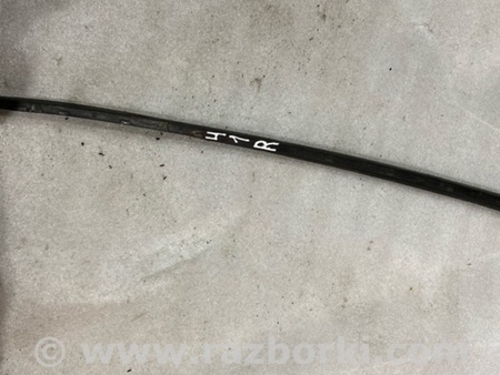 ФОТО Молдинг лобового стекла для Audi (Ауди) A3 8V1, 8VA, 8V7, 8VS (03.2012-...) Киев
