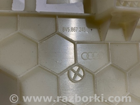 ФОТО Пластик для Audi (Ауди) A3 8V1, 8VA, 8V7, 8VS (03.2012-...) Киев
