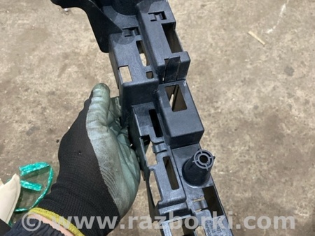 ФОТО Кронштейн для Audi (Ауди) A8 D4 (11.2009-01.2018) Киев