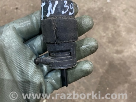 ФОТО Насос омывателя для Audi (Ауди) A8 D4 (11.2009-01.2018) Киев