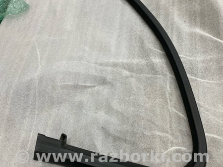ФОТО Молдинг стекла для Audi (Ауди) A3 8V1, 8VA, 8V7, 8VS (03.2012-...) Киев