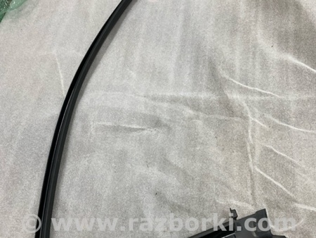 ФОТО Молдинг стекла для Audi (Ауди) A3 8V1, 8VA, 8V7, 8VS (03.2012-...) Киев