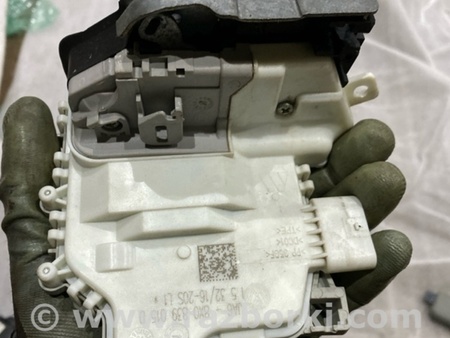 ФОТО Замок боковой двери для Audi (Ауди) A4 B8 - 8K2, 8K5 (08.2007-11.2015) Киев