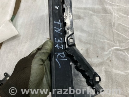 ФОТО Накладка рамки двери для Audi (Ауди) A4 B8 - 8K2, 8K5 (08.2007-11.2015) Киев