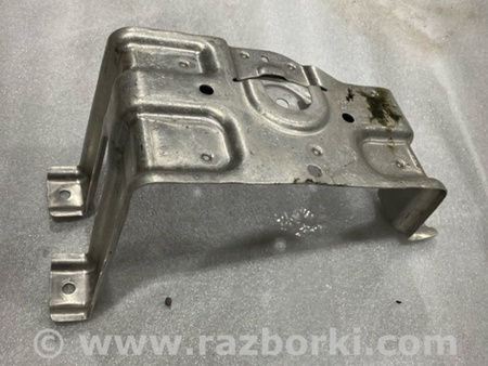 ФОТО Кронштейн для Audi (Ауди) A8 D4 (11.2009-01.2018) Киев