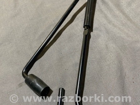 ФОТО Ручка домкрата для Audi (Ауди) A3 8V1, 8VA, 8V7, 8VS (03.2012-...) Киев