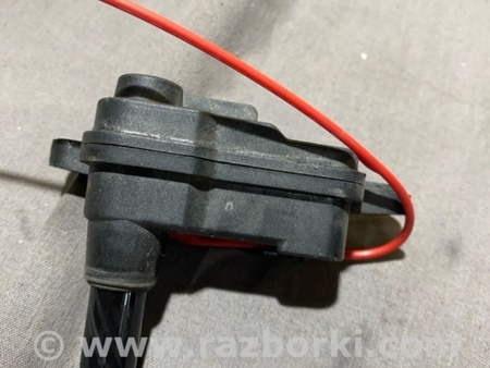 ФОТО Активатор лючка бензобака для Audi (Ауди) A3 8V1, 8VA, 8V7, 8VS (03.2012-...) Киев