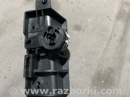 ФОТО Кронштейн для Audi (Ауди) A4 B8 - 8K2, 8K5 (08.2007-11.2015) Киев