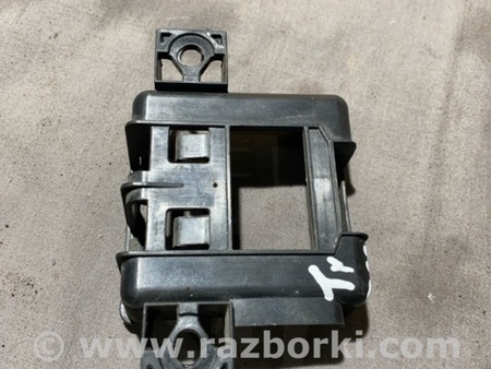 ФОТО Кронштейн для Audi (Ауди) A4 B8 - 8K2, 8K5 (08.2007-11.2015) Киев