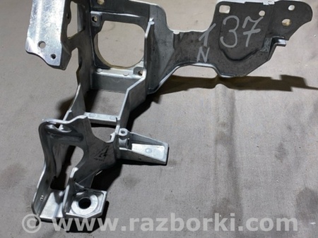 ФОТО Кронштейн для Audi (Ауди) A4 B8 - 8K2, 8K5 (08.2007-11.2015) Киев