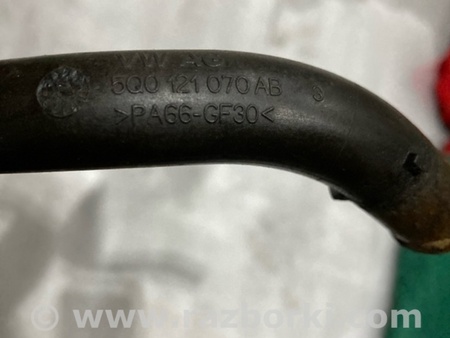 ФОТО Патрубок системы охлаждения для Audi (Ауди) A3 8V1, 8VA, 8V7, 8VS (03.2012-...) Киев