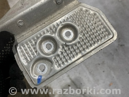 ФОТО Кронштейн для Audi (Ауди) A8 D4 (11.2009-01.2018) Киев