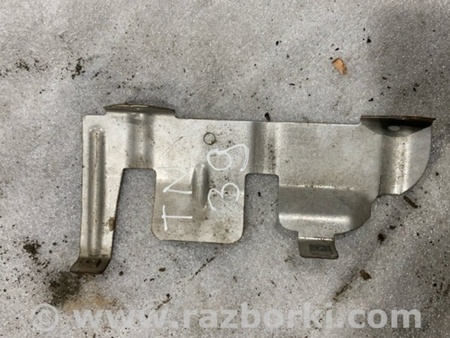 ФОТО Кронштейн для Audi (Ауди) A8 D4 (11.2009-01.2018) Киев