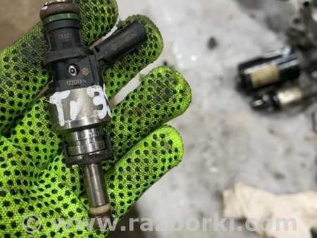 ФОТО Форсунка топливная для Audi (Ауди) A8 D4 (11.2009-01.2018) Киев