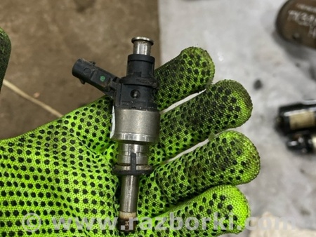 ФОТО Форсунка топливная для Audi (Ауди) A8 D4 (11.2009-01.2018) Киев