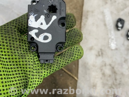 ФОТО Заслонка Печки для Audi (Ауди) A8 D4 (11.2009-01.2018) Киев