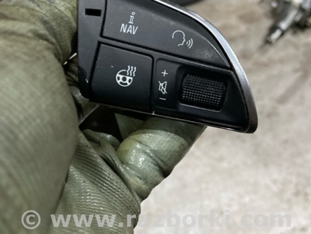 ФОТО Кнопки на руль для Audi (Ауди) A6 C7 (11.2010-10.2018) Киев