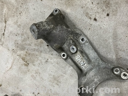 ФОТО Кронштейн для Audi (Ауди) A6 C7 (11.2010-10.2018) Киев