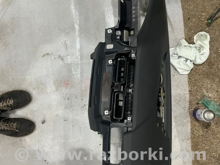 ФОТО Накладка на торпедо для Audi (Ауди) A4 B8 - 8K2, 8K5 (08.2007-11.2015) Киев